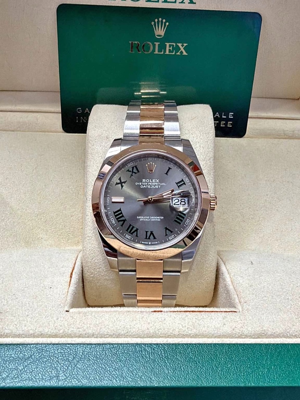 Rolex Datejust 126301 - Wimbledon - Rose Gold - box & papers/warranty card -41mm